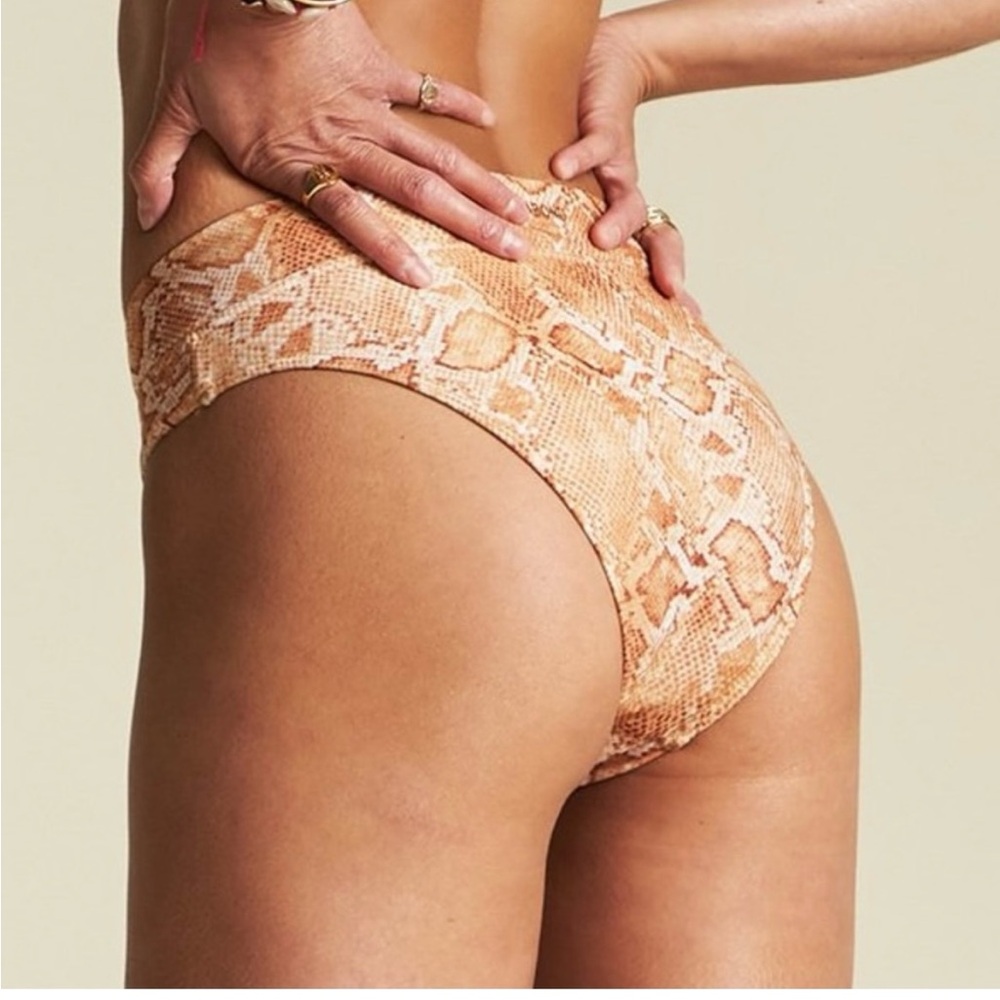 BILLABONG - SINCERELY JULES OVER THE SUN bikini bottoms NWT - Picture 9 of 11